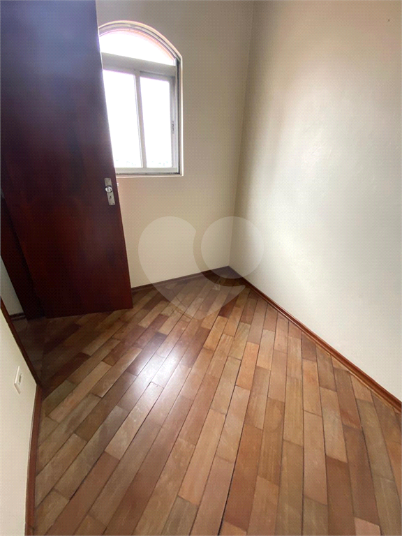 Casa a venda | 200m² | 3 Dormitórios (1 suite) 6 vagas de garagem na Vila Guilheerme