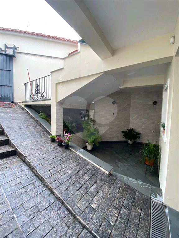 Casa a venda | 200m² | 3 Dormitórios (1 suite) 6 vagas de garagem na Vila Guilheerme