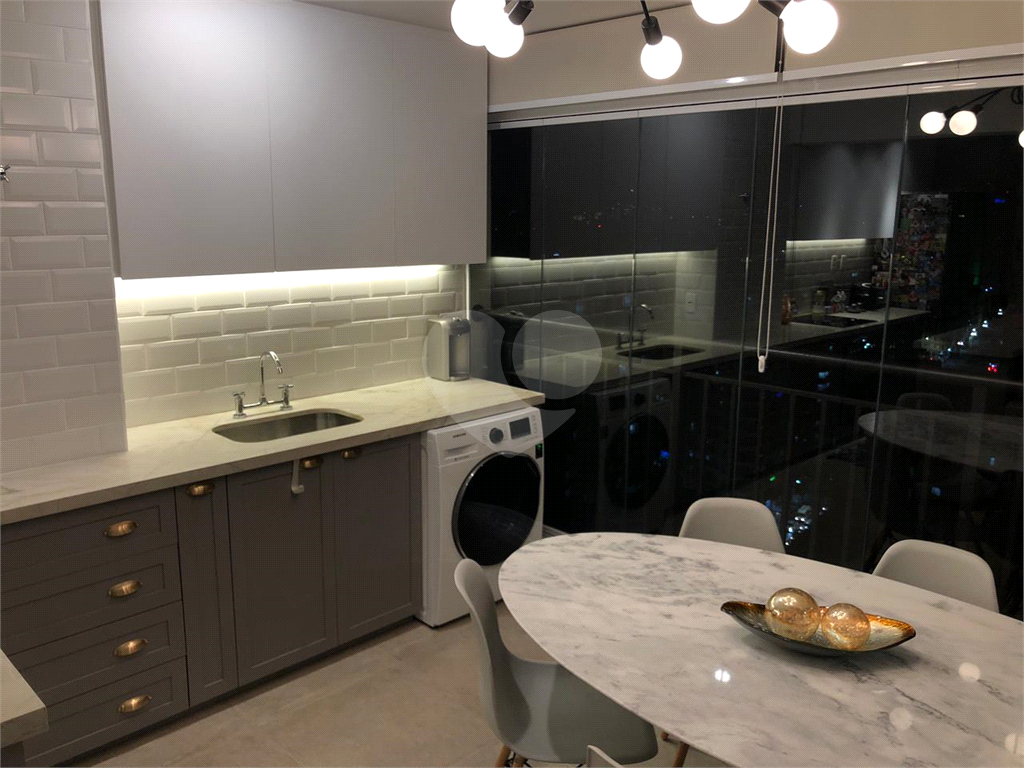 APARTAMENTO em BARRA FUNDA