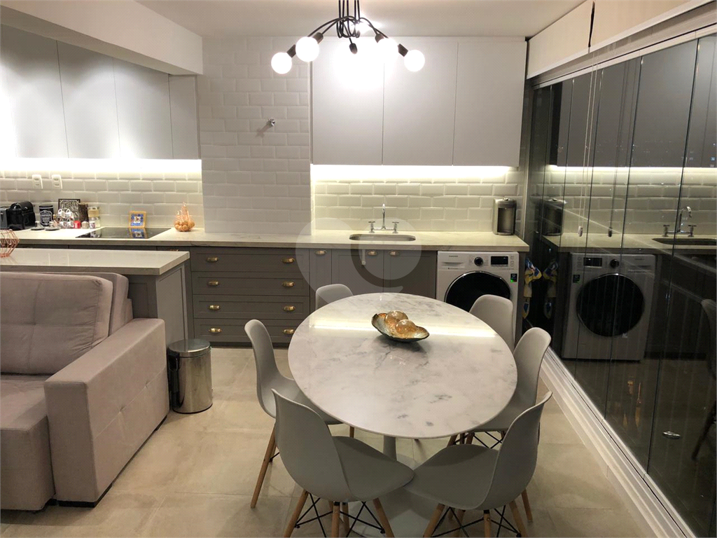 APARTAMENTO em BARRA FUNDA