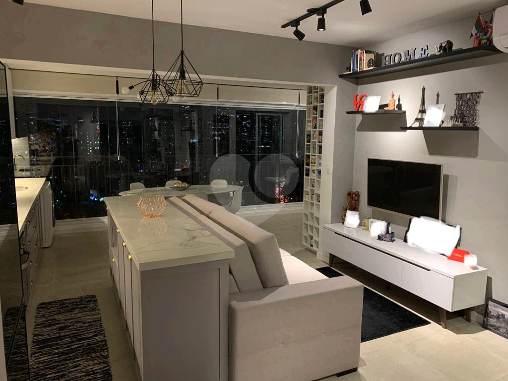 APARTAMENTO em BARRA FUNDA