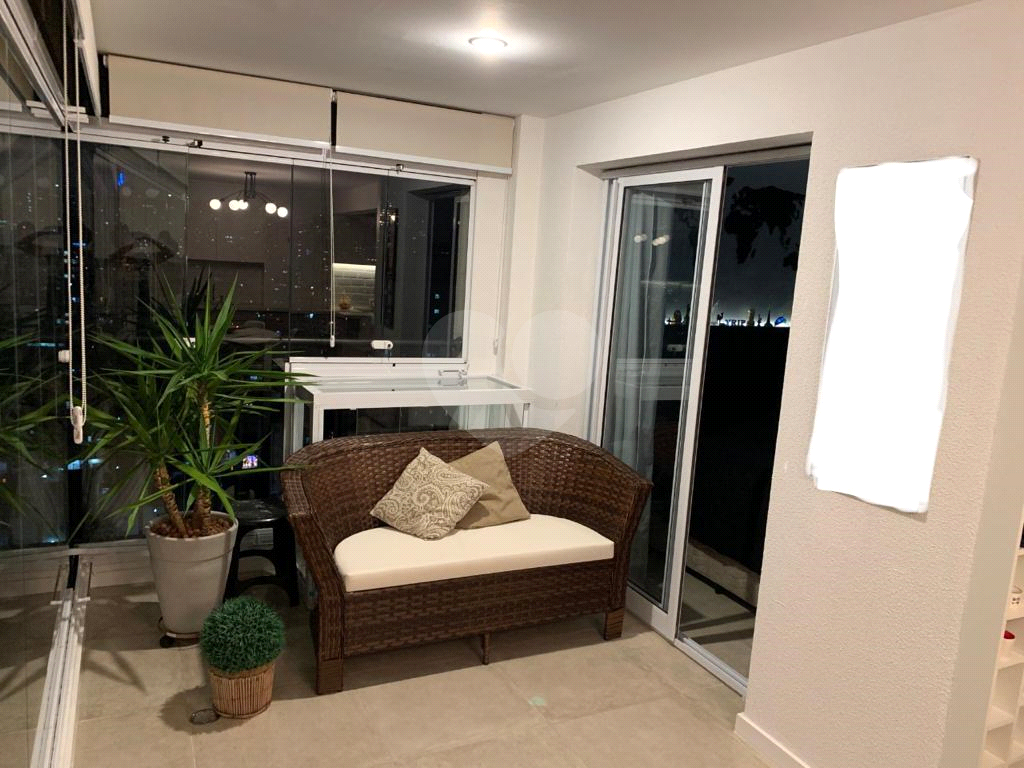 APARTAMENTO em BARRA FUNDA