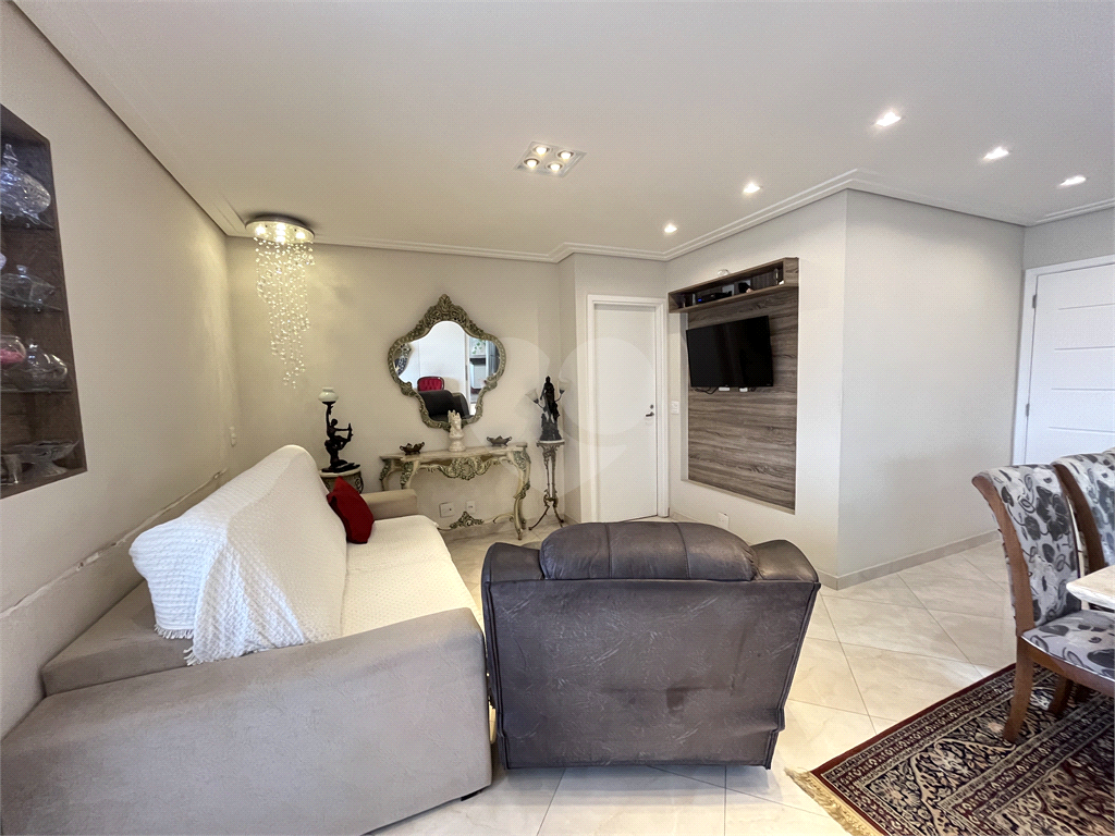 Apartamento à Venda na Parada Inglesa – 3 Dormitórios, 1 Suíte e 2 Vagas! 