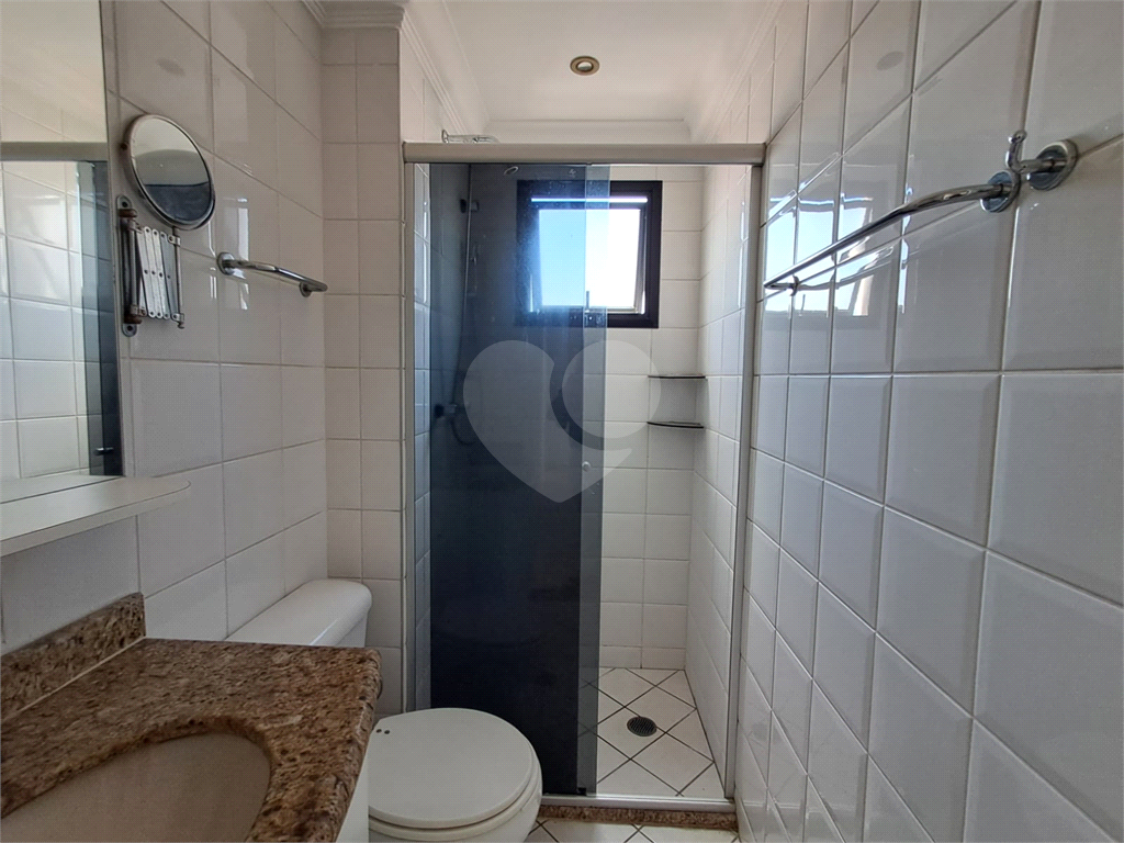 Imóvel de 70m² andar alto sala de estar de 2 ambientes com varanda 1 vaga de garagem Pompéia