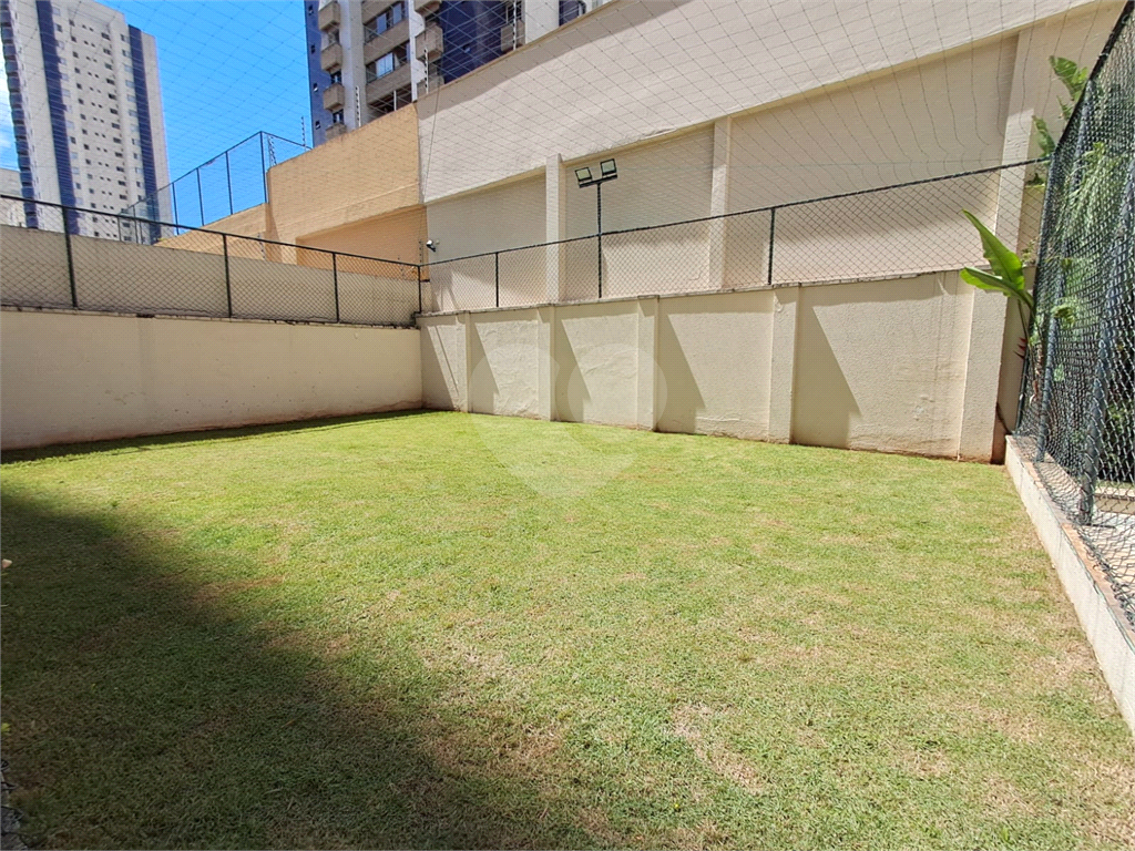 Imóvel de 70m² andar alto sala de estar de 2 ambientes com varanda 1 vaga de garagem Pompéia