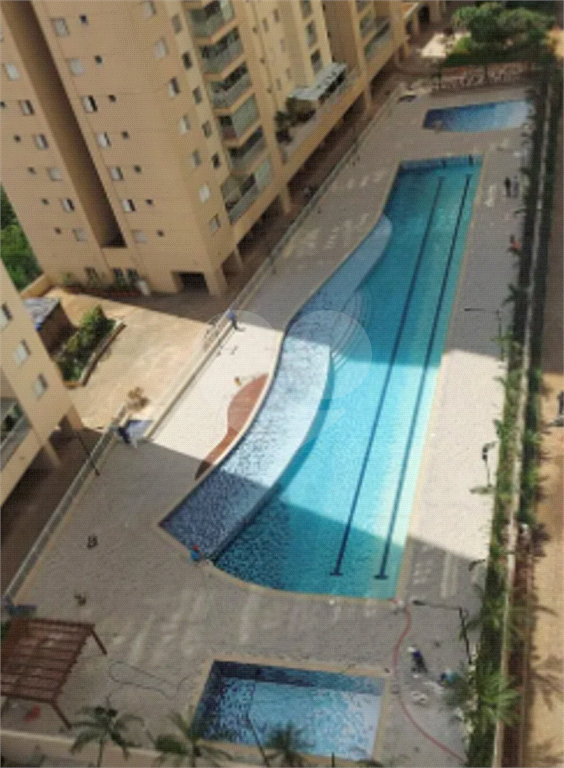 APARTAMENTO em VILA SANTO ANTÔNIO