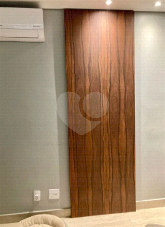 APARTAMENTO em VILA SANTO ANTÔNIO