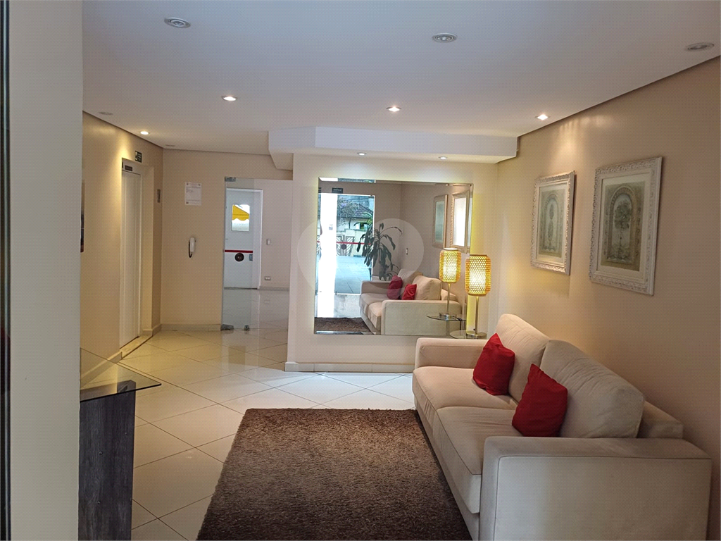 Apartamento à venda | 60m² | 2 dormitórios | 1 banheiro | 1 vaga
