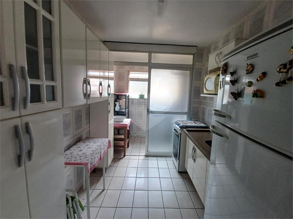 Apartamento à venda | 60m² | 2 dormitórios | 1 banheiro | 1 vaga
