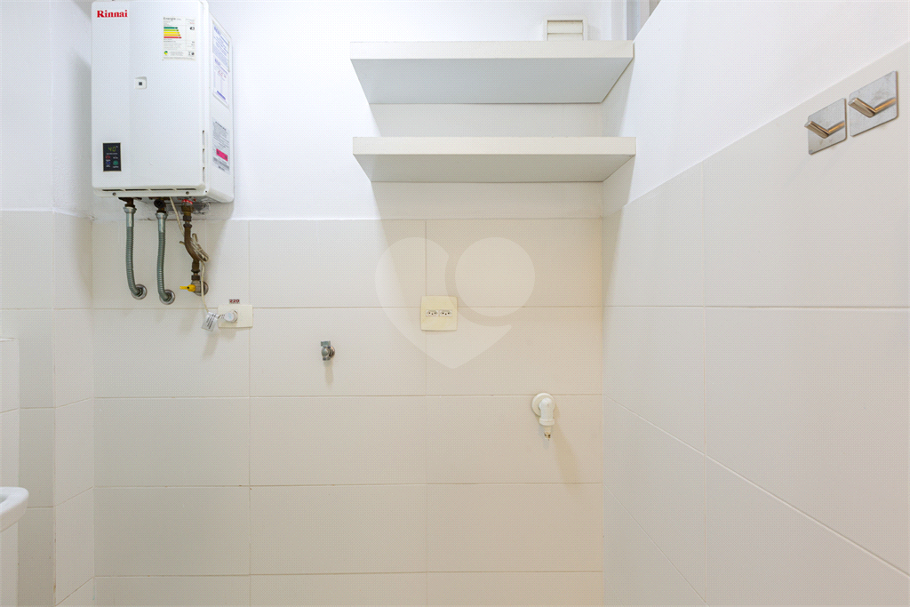 Apartamento Exclusivo à Venda em Pinheiros – 3 Suítes, 3 Vagas