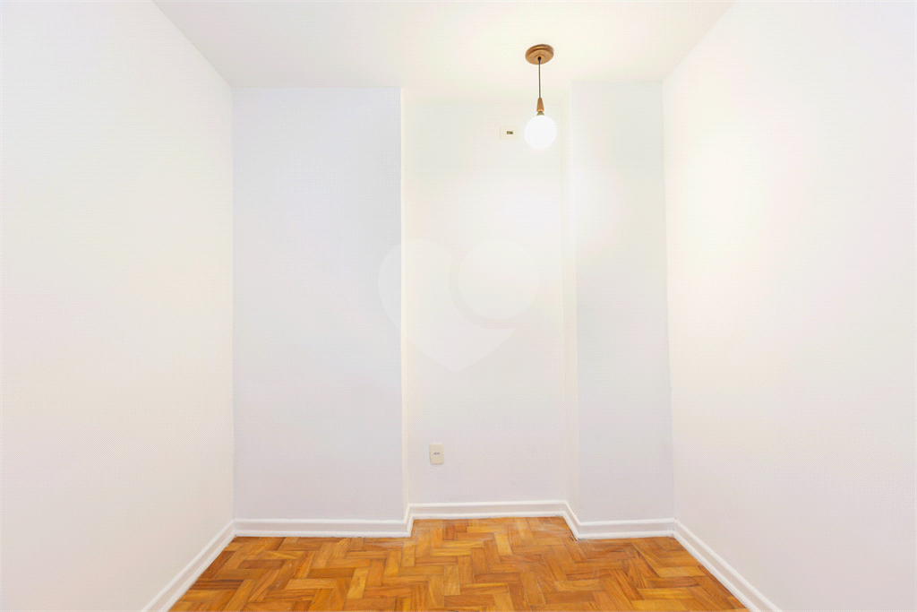 Apartamento Exclusivo à Venda em Pinheiros – 3 Suítes, 3 Vagas