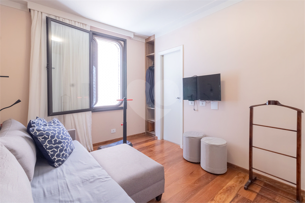 Apartamento Exclusivo à Venda em Pinheiros – 3 Suítes, 3 Vagas