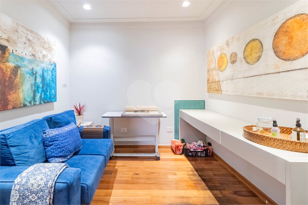 Apartamento Exclusivo à Venda em Pinheiros – 3 Suítes, 3 Vagas