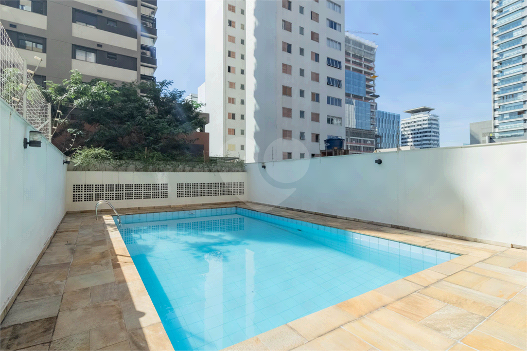 Apartamento Exclusivo à Venda em Pinheiros – 3 Suítes, 3 Vagas