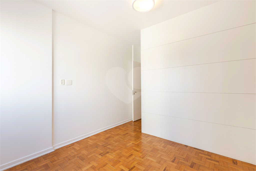 Apartamento Exclusivo à Venda em Pinheiros – 3 Suítes, 3 Vagas
