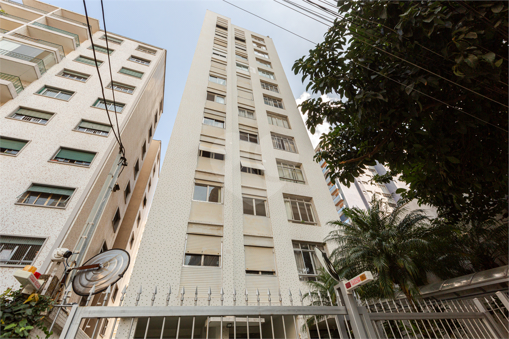 Apartamento Exclusivo à Venda em Pinheiros – 3 Suítes, 3 Vagas