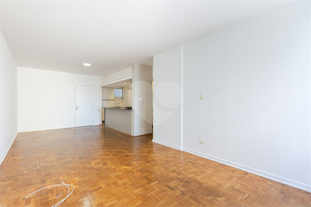 Apartamento Exclusivo à Venda em Pinheiros – 3 Suítes, 3 Vagas