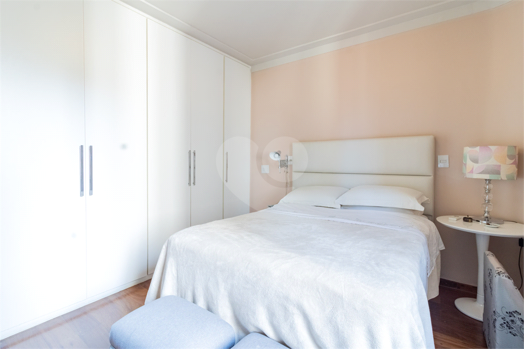Apartamento Exclusivo à Venda em Pinheiros – 3 Suítes, 3 Vagas