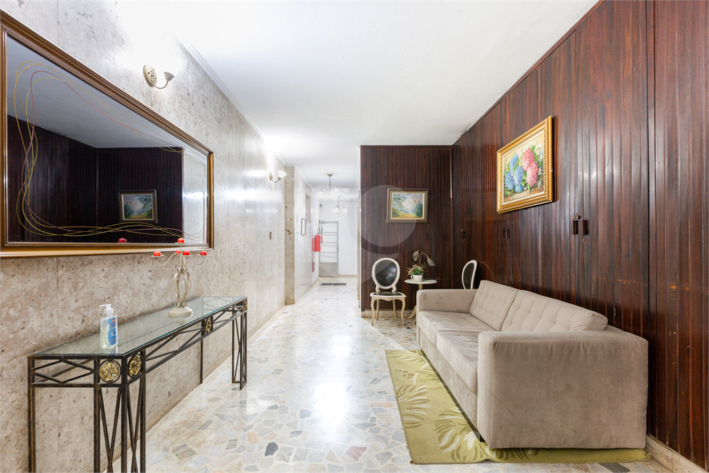 Apartamento Exclusivo à Venda em Pinheiros – 3 Suítes, 3 Vagas