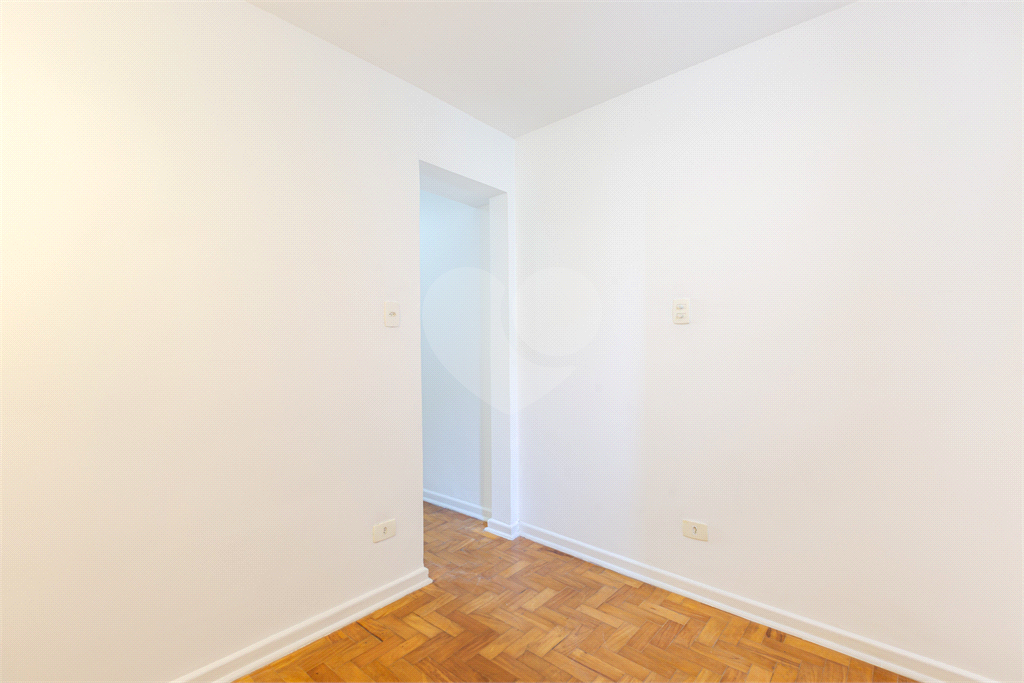 Apartamento Exclusivo à Venda em Pinheiros – 3 Suítes, 3 Vagas