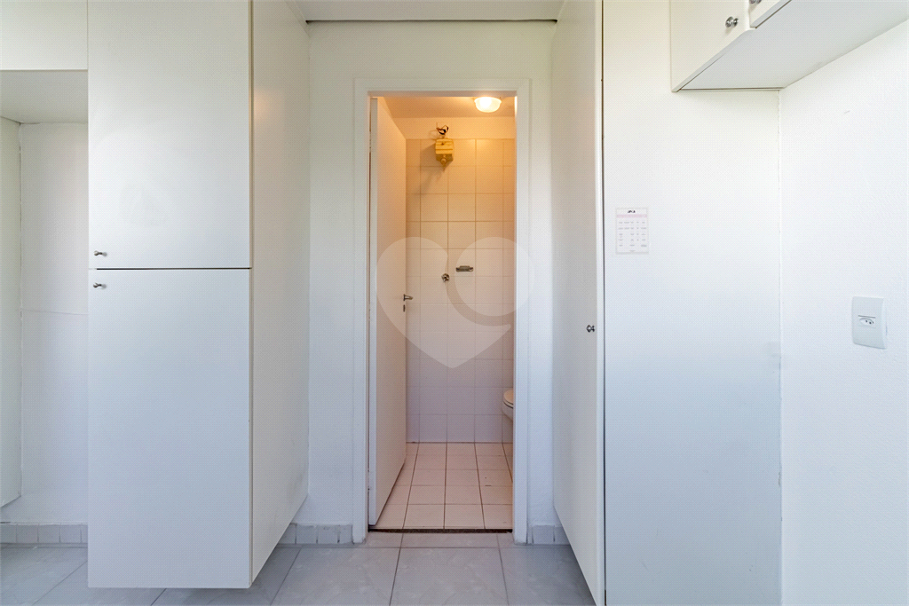 Apartamento à Venda na Vila Madalena com 4 Quartos, Suíte e 2 Vagas – Condomínio com Lazer Completo