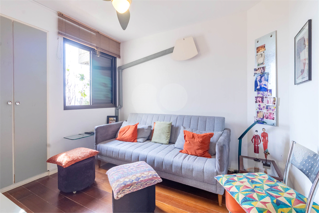 Apartamento à Venda na Vila Madalena com 4 Quartos, Suíte e 2 Vagas – Condomínio com Lazer Completo