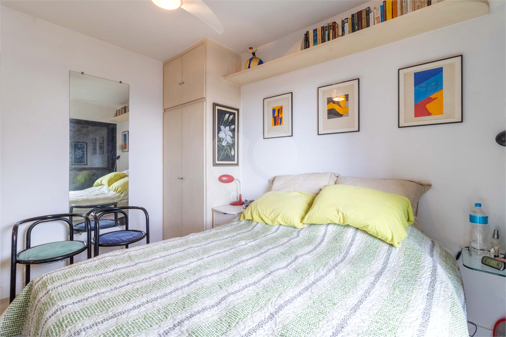 Apartamento à Venda na Vila Madalena com 4 Quartos, Suíte e 2 Vagas – Condomínio com Lazer Completo