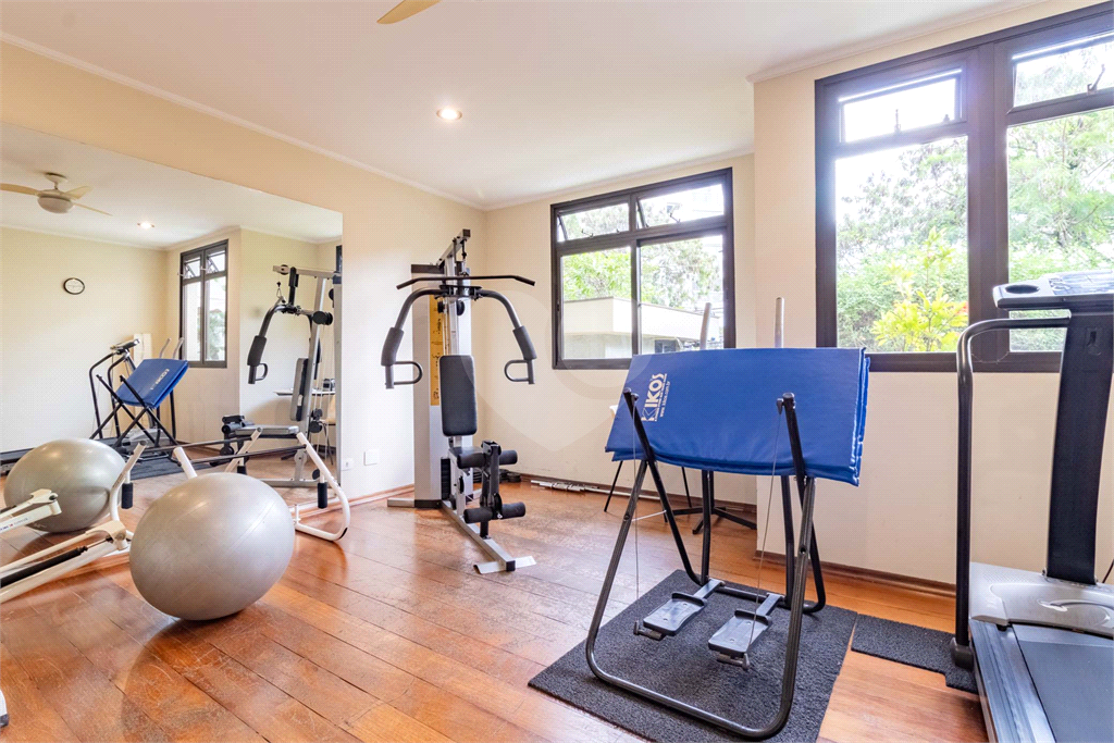 Apartamento à Venda na Vila Madalena com 4 Quartos, Suíte e 2 Vagas – Condomínio com Lazer Completo