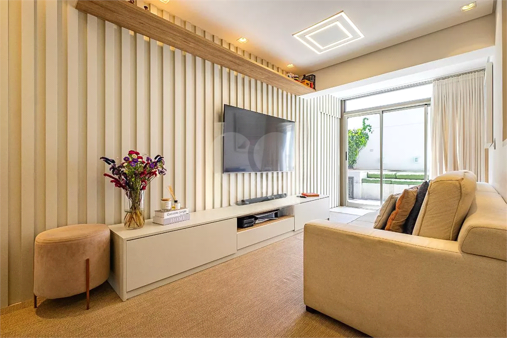 Apartamento com 2 dormitórios, 1 suíte e 2 vagas - 101m² - Pinheiros