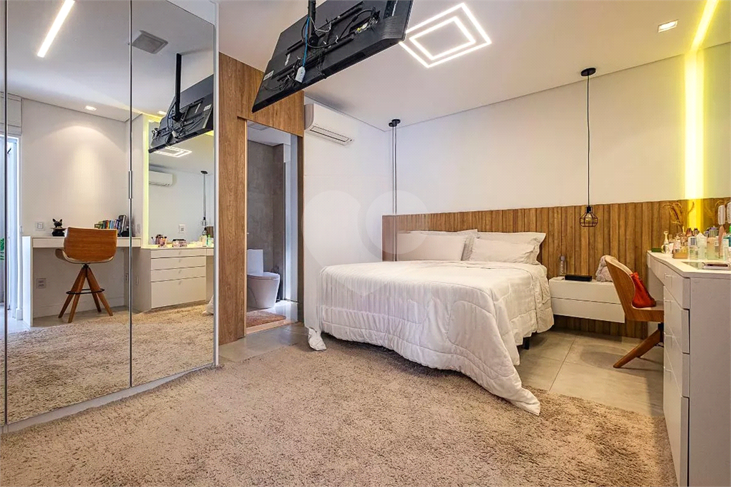Apartamento com 2 dormitórios, 1 suíte e 2 vagas - 101m² - Pinheiros