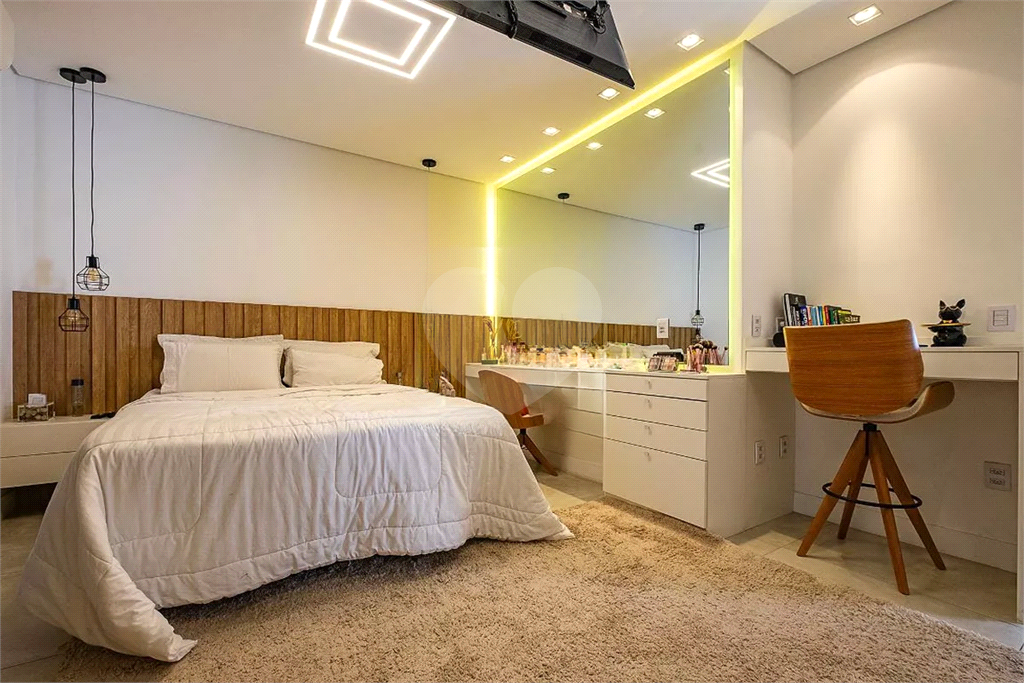Apartamento com 2 dormitórios, 1 suíte e 2 vagas - 101m² - Pinheiros