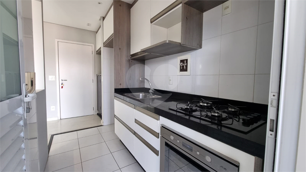 Apartamento para locação  em um condomínio clube. 