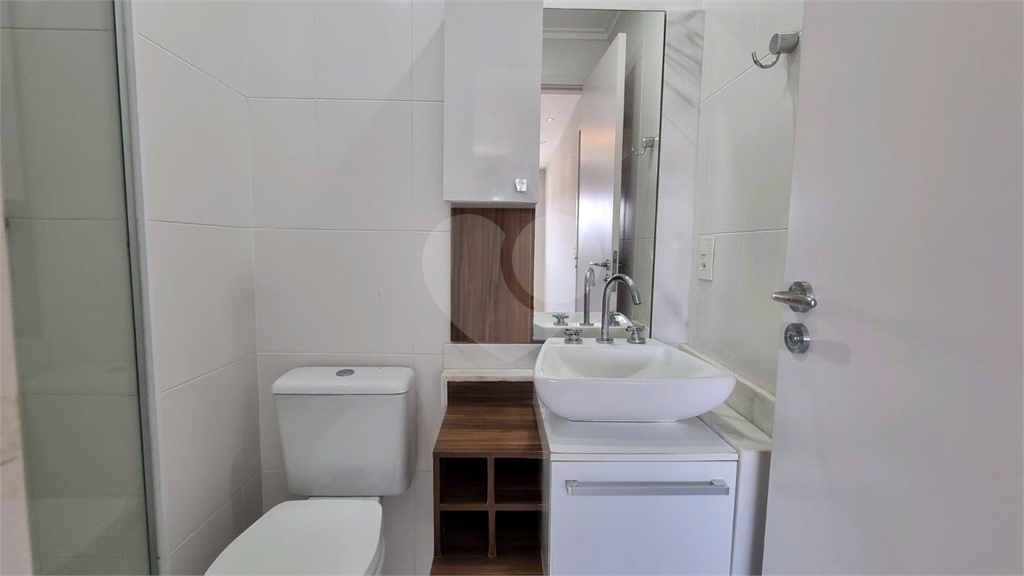 Apartamento para locação  em um condomínio clube. 