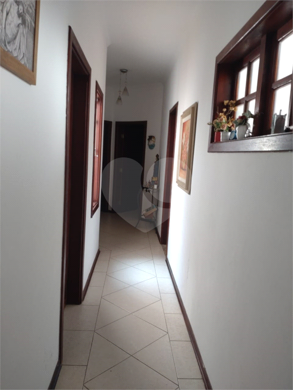 Casa térrea com 3 dormitórios e 1 suíte com 2 vagas em Sorocaba -Piazza de Roma
