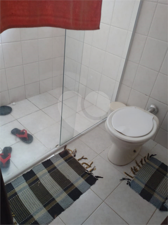 Casa térrea com 3 dormitórios e 1 suíte com 2 vagas em Sorocaba -Piazza de Roma