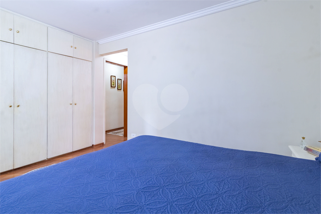 Apatrtamento - Perdizes - 3 Dormitórios - 120 m².