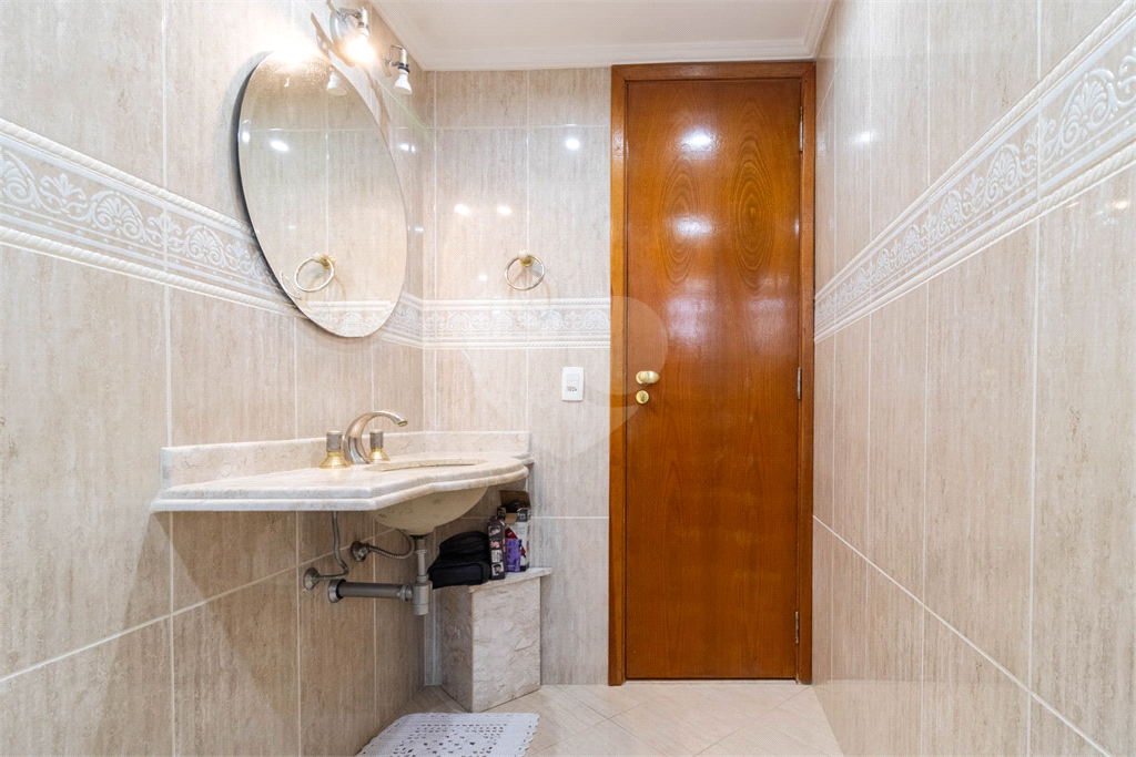 Apatrtamento - Perdizes - 3 Dormitórios - 120 m².