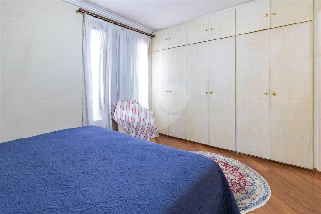 Apatrtamento - Perdizes - 3 Dormitórios - 120 m².