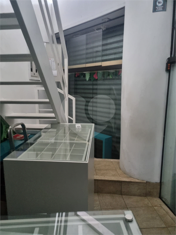 Loja comercial a venda em Santana.