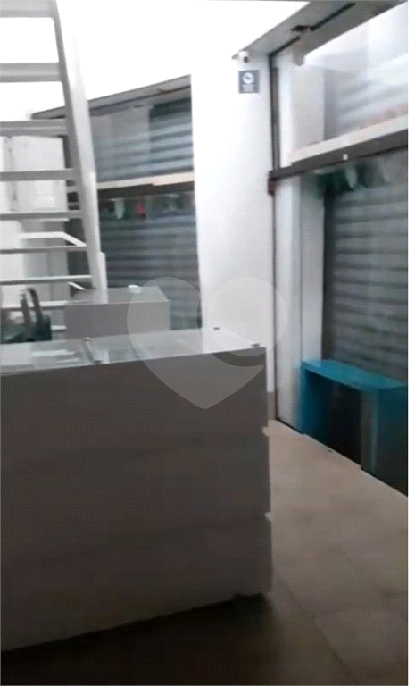 Loja comercial a venda em Santana.