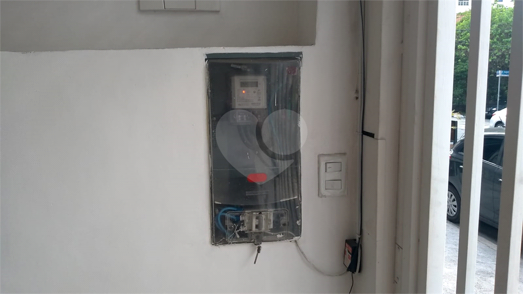 SOBRADO COMERCIAL 4 SUÍTES - LAVABO E 1 VAGA DE GARAGEM PARA LOCAÇÃO EM PERDIZES