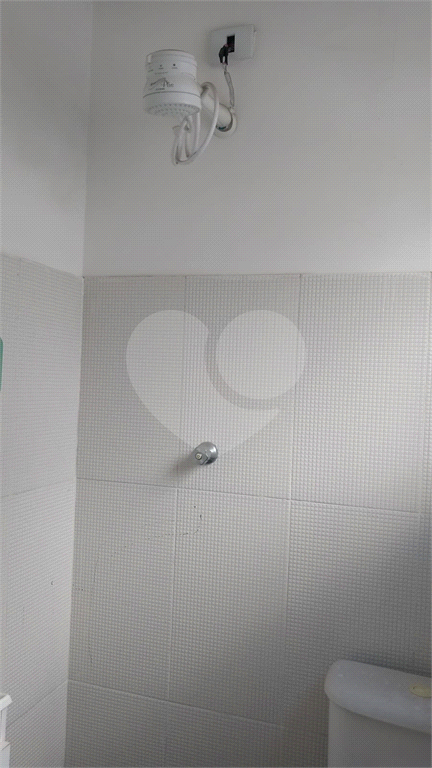 SOBRADO COMERCIAL 4 SUÍTES - LAVABO E 1 VAGA DE GARAGEM PARA LOCAÇÃO EM PERDIZES