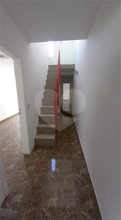 SOBRADO COMERCIAL 4 SUÍTES - LAVABO E 1 VAGA DE GARAGEM PARA LOCAÇÃO EM PERDIZES