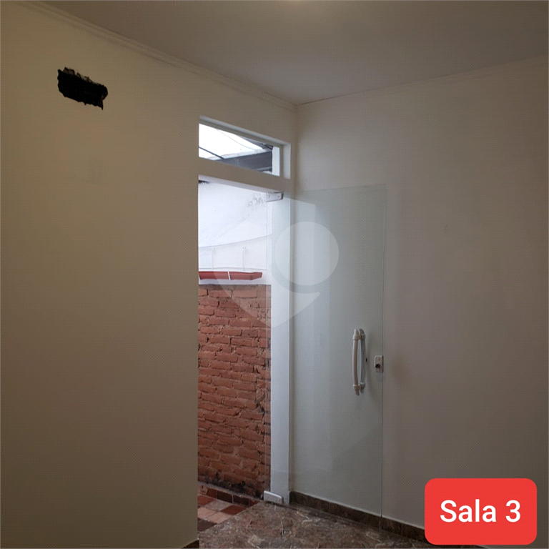 SOBRADO COMERCIAL 4 SUÍTES - LAVABO E 1 VAGA DE GARAGEM PARA LOCAÇÃO EM PERDIZES