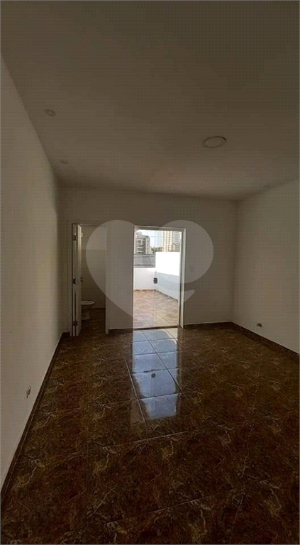 SOBRADO COMERCIAL 4 SUÍTES - LAVABO E 1 VAGA DE GARAGEM PARA LOCAÇÃO EM PERDIZES