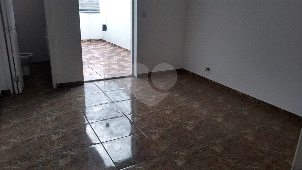 SOBRADO COMERCIAL 4 SUÍTES - LAVABO E 1 VAGA DE GARAGEM PARA LOCAÇÃO EM PERDIZES