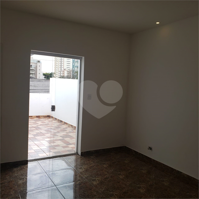 SOBRADO COMERCIAL 4 SUÍTES - LAVABO E 1 VAGA DE GARAGEM PARA LOCAÇÃO EM PERDIZES