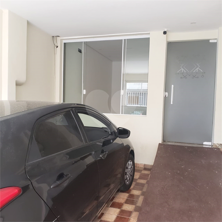 SOBRADO COMERCIAL 4 SUÍTES - LAVABO E 1 VAGA DE GARAGEM PARA LOCAÇÃO EM PERDIZES