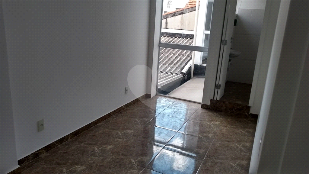 SOBRADO COMERCIAL 4 SUÍTES - LAVABO E 1 VAGA DE GARAGEM PARA LOCAÇÃO EM PERDIZES