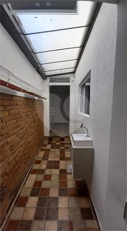 SOBRADO COMERCIAL 4 SUÍTES - LAVABO E 1 VAGA DE GARAGEM PARA LOCAÇÃO EM PERDIZES